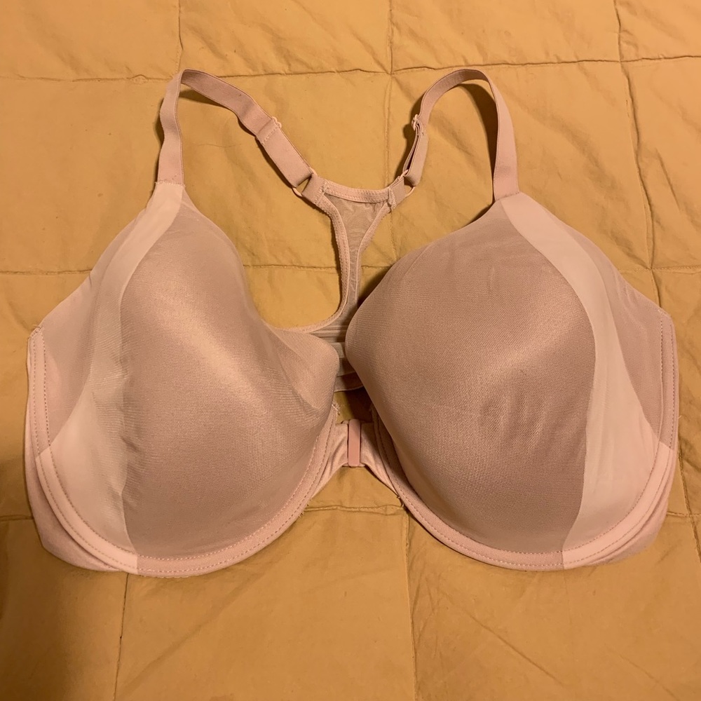 Victoria’s Secret Body by Victoria Racerback Bra